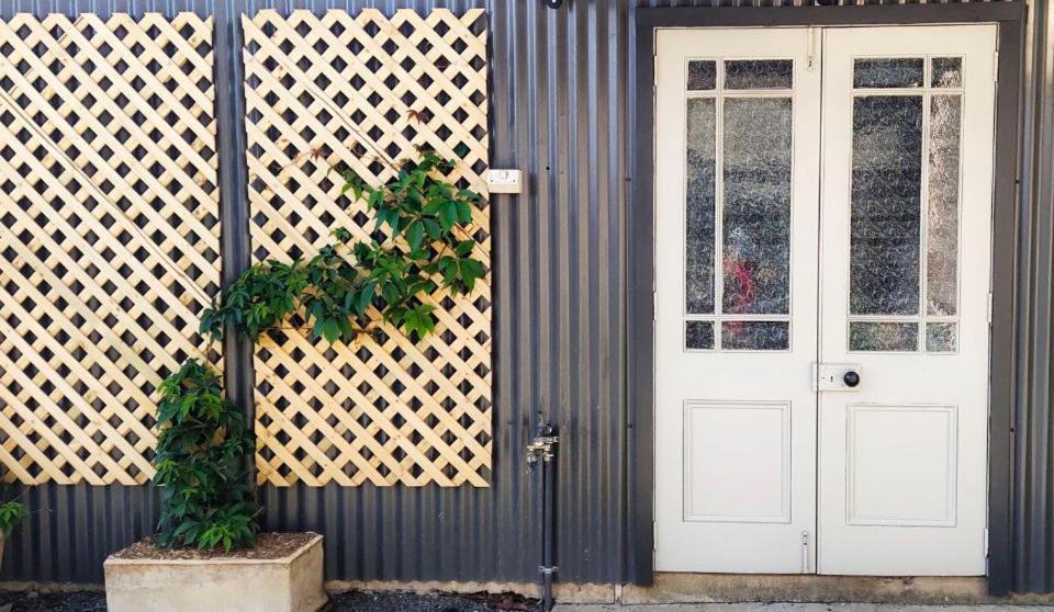 The Nunnery Boutique Hotel Moss Vale Exterior photo