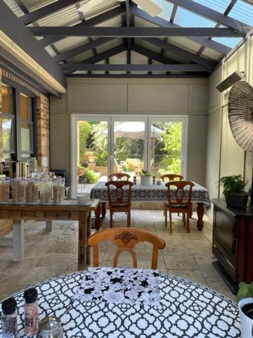 The Nunnery Boutique Hotel Moss Vale Exterior photo